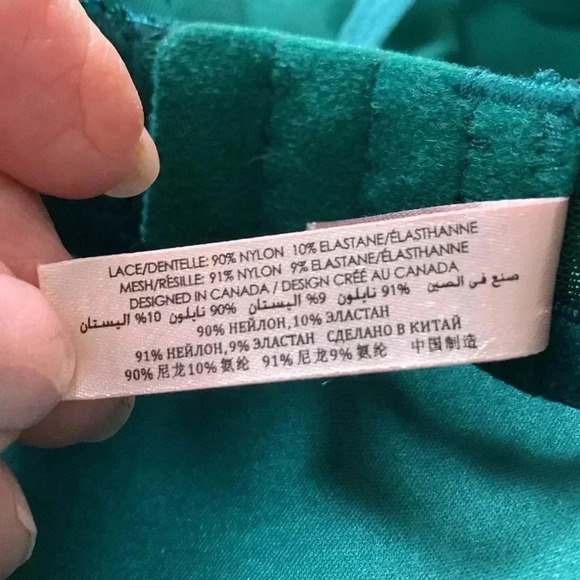 La Vie en Rose Emerald Green nightie w padded, underwire cups, adjustable straps - Picture 10 of 10